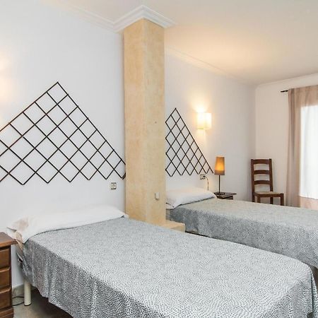 Ferienhaus Fuer 12 Personen Ca 400 M In Son Macia, Balearen Mallorca Eksteriør billede